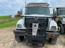 2005 International 7400 Tandem Axle Dump Truck with 9.3L L6 DIESEL