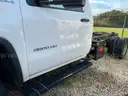 2016 GMC Sierra 3500HD REG Cab and Chassis 2-DR, 6.0L V8
