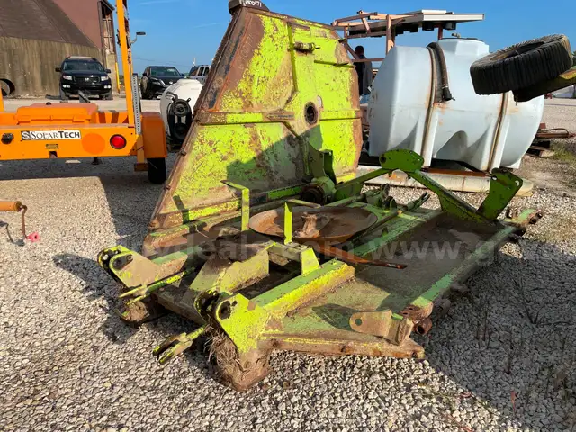 2005 SCHULTE XH1000 Bat-Wing Mower