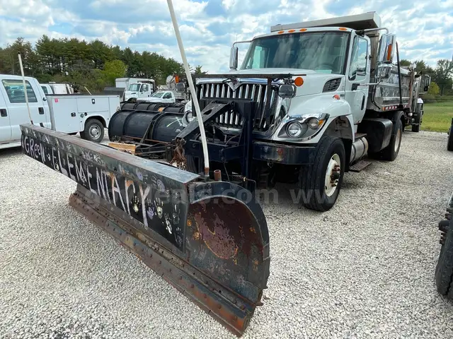 2008 International 7400 Stainless Dump Body with 9.3L L6 DIESEL