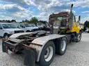 2000 International F2574 Truck Tractor with 14.0L L6 DIESEL