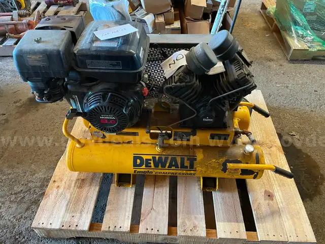 Lot of DEWALT Compressor/JACK