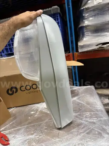 New Streetworks Horizontal Street Lighting Fixtures - Pallet Quantity