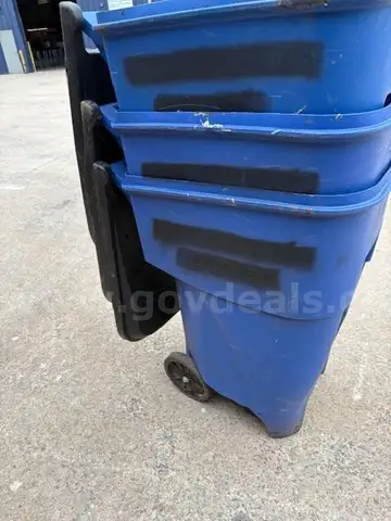 95 gallon refuse containers, lot of 3 - UNTESTED
