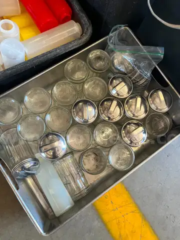 Assorted kitchen equipment