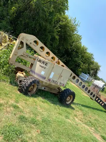 Grove AMZ 66 XT - Boom Lift - 60 Ft Max Height