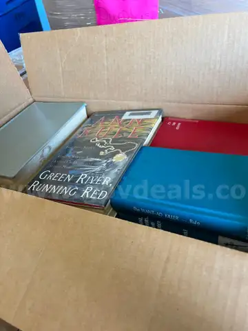 Books; pallet of miscellaneous