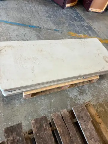 Tables, folding, lot of 3