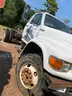 1999 Ford F800