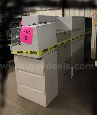 File cabinets, lab equipment - Lot 9