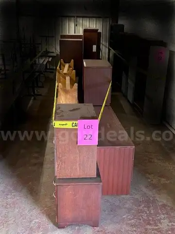 Miscellaneous furnishings - Lot 22