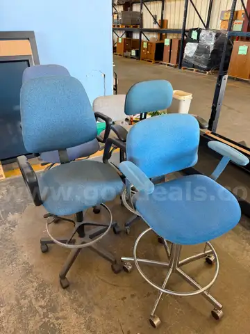 Chairs, wheeled, lot of 5