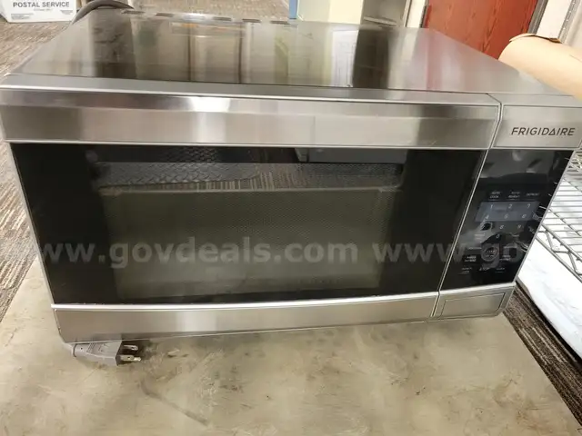 Microwave - Needs parts