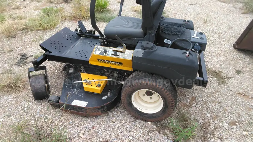Cub Cadet - Zero Turn Mower - UNKNOWN CONDITION