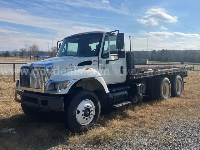 2002 International 7400