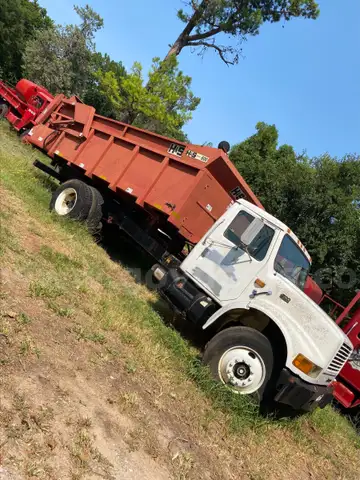 1998 International 4700