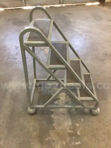 Staircase on wheels