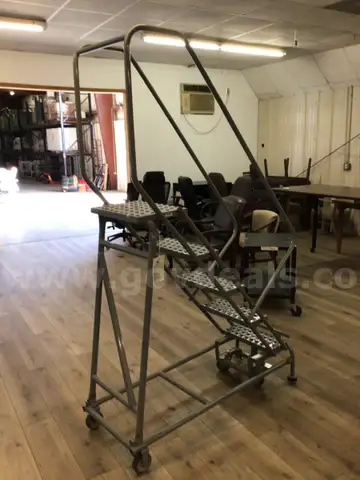 Staircase on wheels, Cotterman