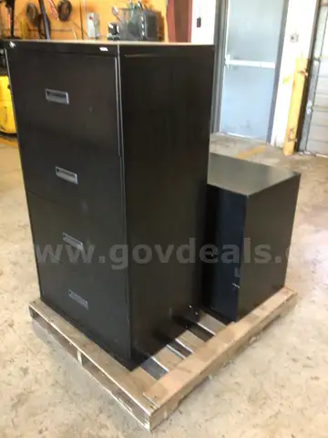 File cabinets, lateral, lot of 2