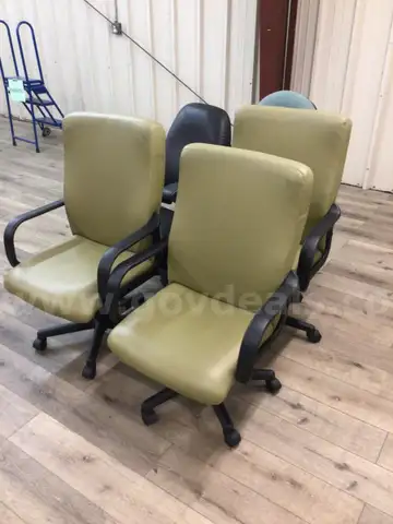 Chairs, wheeled, lot of 5