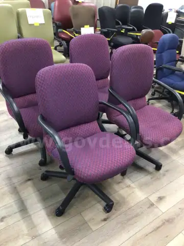 Chairs, wheeled, lot of 4
