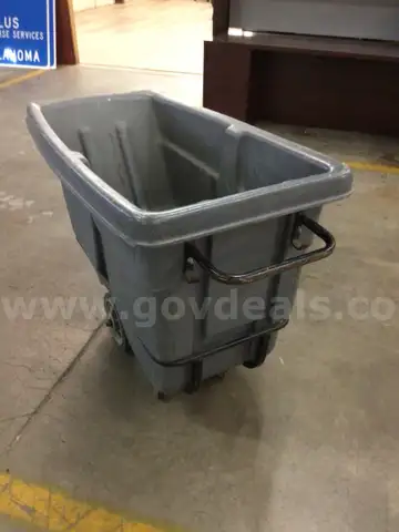 Hamper, utility tilt truck