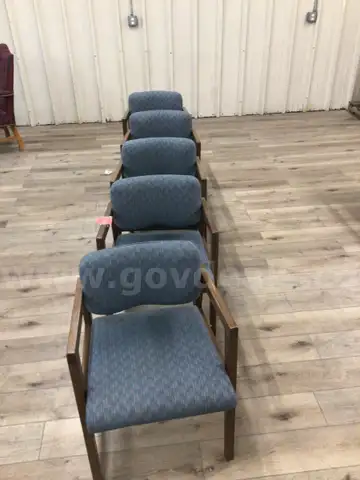 Chairs, stationary, lot of 5
