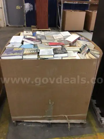 Books; pallet of miscellaneous