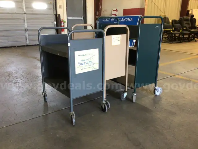 Carts, lot of 3