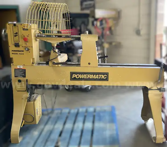 POWERMATIC LATHE