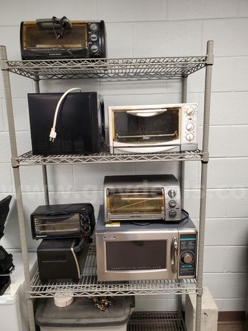 Lot of Microwaves/Toaster Ovens | AllSurplus