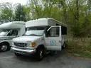 2007 Ford Bus/Van Handicap Accessible