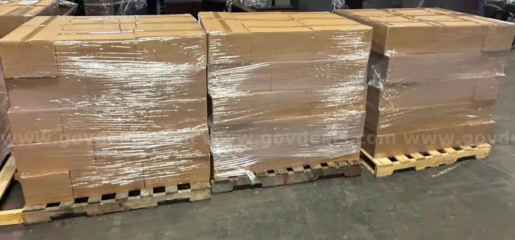 Lot B &#x2013; 4 Pallets of Assorted Library Books