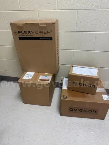 Avigilon Access Control System &#x2013; New Condition!