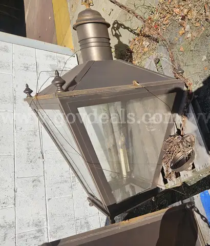 OUTDOOR ANTIQUE BRONZE LANTERNS