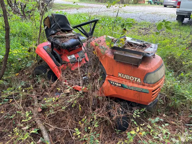 Kubota Mower &#x2013; Model T1760 &#x2013; Scrap / Inoperable