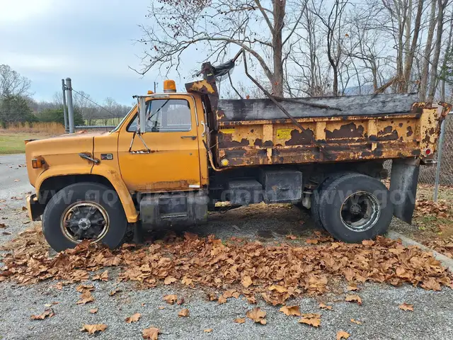 1987 GMC Dump Truck