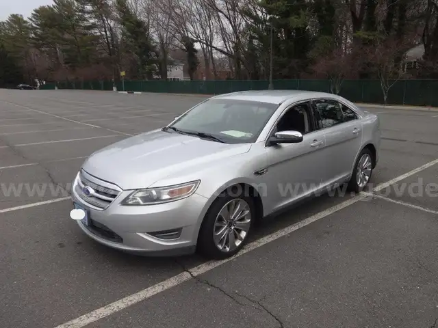 2012 Ford Taurus Limited Sedan