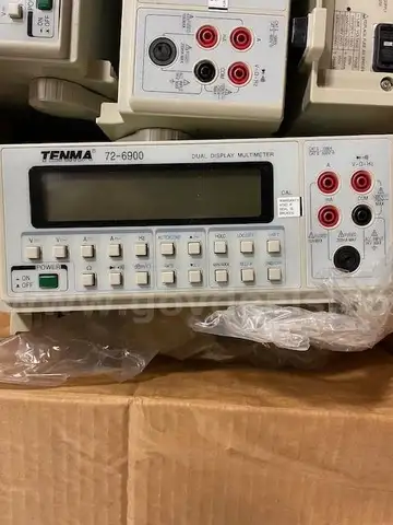 Lot of Five (5) Tenma 72-6900 Dual Display Digital Multimeters