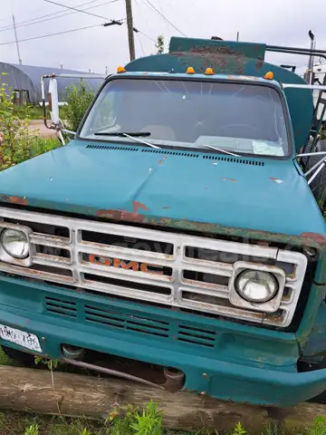 1981 GMC C7D042