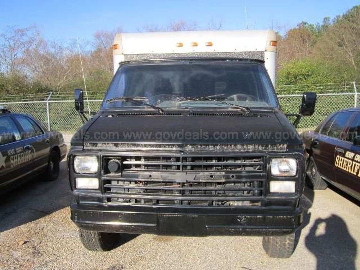 1991 Chevrolet G-Series Van G30 | GovDeals