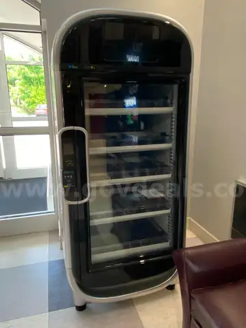 Vicki Intelligent Vending Machine
