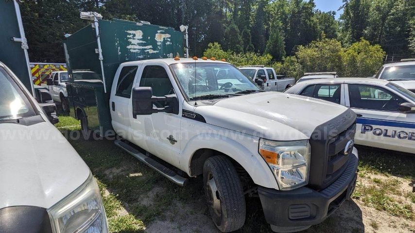 2011 FORD F350 DRW W/KNAPHEIDE BODY | AllSurplus