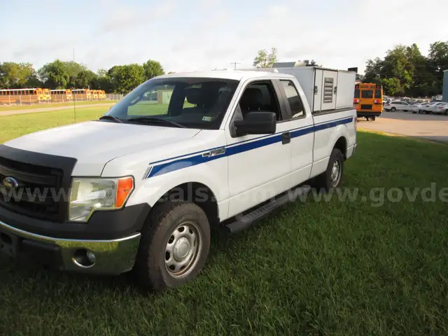 2013 - FORD F150