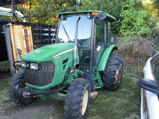 2009 JOHN DEERE 5065M