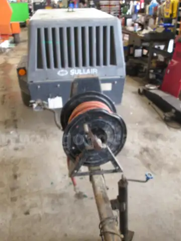 2006 AIR COMPRESSOR