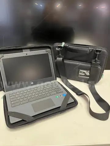 EVA Work-in laptop sleeve and case w/carrying case - Lot of approx 1,000 new and used out of box -