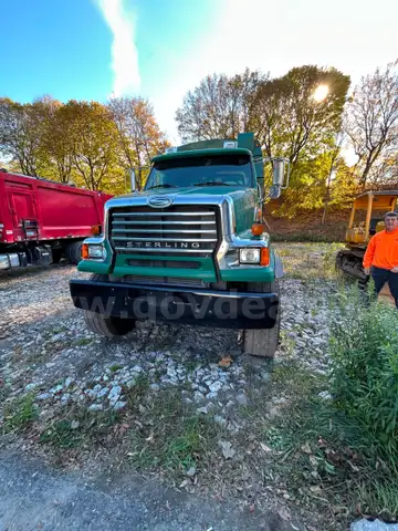 2008 Sterling Garbage Truck 4WD    SEE VIDEO!!