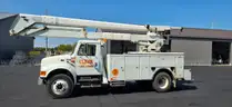 2000 International 4700 Bucket Truck w/Terex Telelect Hi-Ranger HR-55 M
