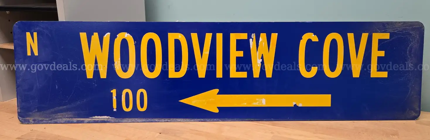 Aluminum Street Sign ** N WOODVIEW COVE **